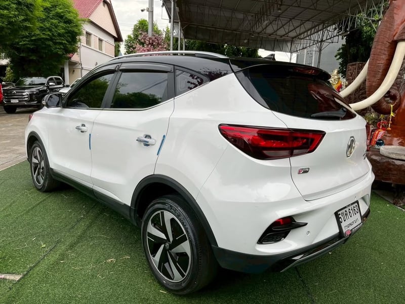  รถMG VS TOP 1.5 X SUNROOF AUTO ปี 2023 SUV สุดล้ำ   จุดเด่นไมล์แท้ 52,xxx โล ~เครื่องยนต์เบนซิน 1.5 Hybrid ประหยัดสุดคุ้ม 
