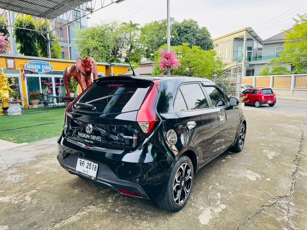 MG 3 เครื่อง 1.5cc. ตัว X AUTO ปี2021