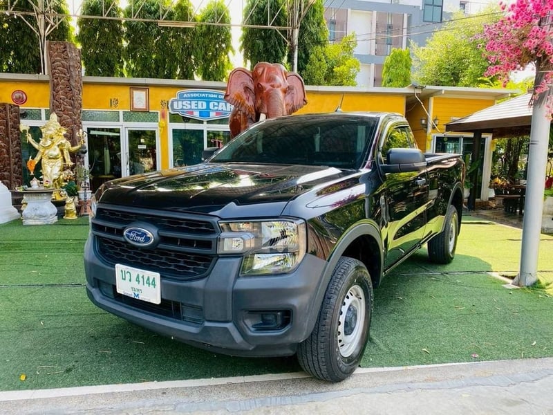 Ford Ranger 2.0 Standard XL 4WD MT ปี 2024 ~เกียร์ธรรมดา ขับเคลื่อน 4 ล้อ ~ไมล์แท้ 43,xxx กม. ~เครื่องยนต์ดีเซล 2.0 ลิตร ประหยัดน้ำมัน Ford Ranger 2.0 Standard XL 4WD MT ปี 2024 ~เกียร์ธรรมดา ขับเคลื่อน 4 ล้อ ~ไมล์แท้ 43,xxx กม. ~เครื่องยนต์ดีเซล 2.0 ลิตร ประหยัดน้ำมัน