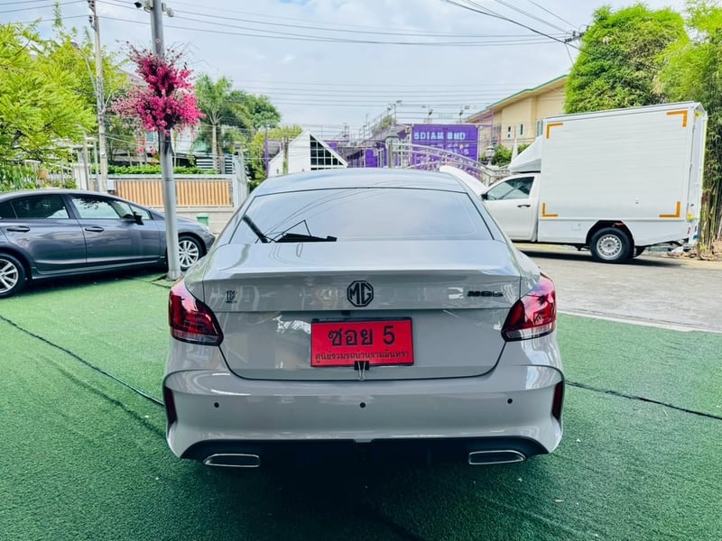  #MG 5 รุ่น 10th Anniversary Special Edition เครื่อง1.5cc.เกียร์AUTO ปี2024  สภาพนางฟ้า วิ่งน้อยแค่ 29,000 กม. 