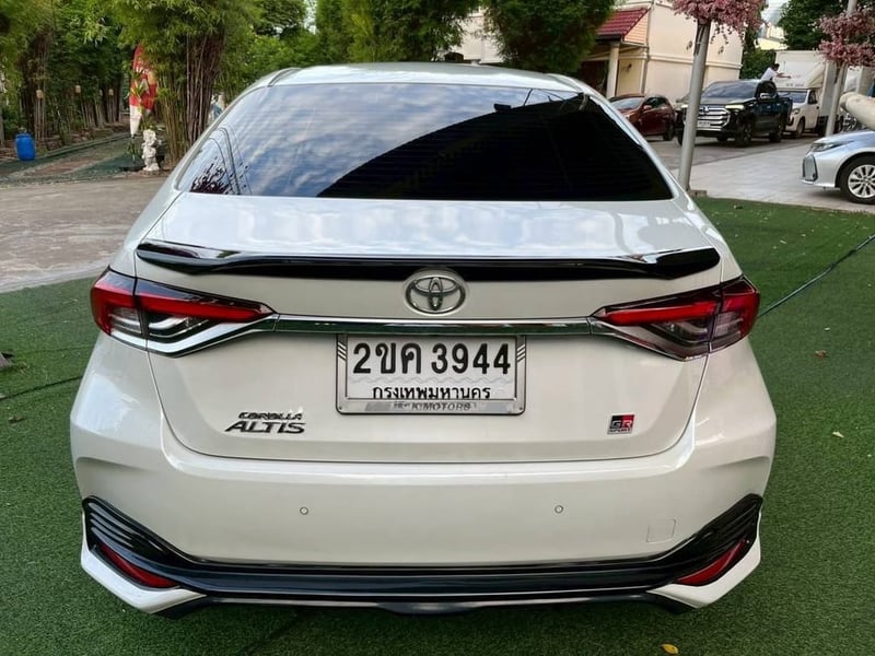 TOYOTA ALTIS รุ่น GR SPORT ติดแก๊ส LPG เครื่อง 1.8cc. AUTO ปี 2021