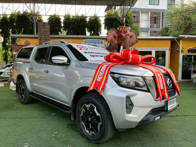 รถ NISSAN NAVARA 4ประตู ตัว TOP รุ่น VL 4WD CALIBRE  เครื่อง2.3cc.AUTO ปี 2021 