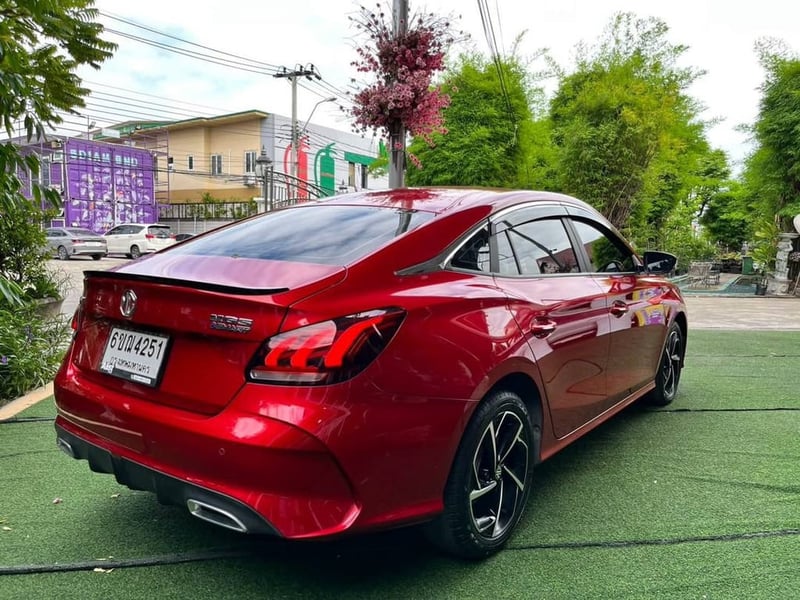 MG 5 1.5 X (รุ่น TOP) เครื่อง1.5cc.AUTO ปี 2025 ประหยัดสุดขีดด้วยระบบ เบนซิน ~ รถสวยปีล่าสุด ไมล์แท้ 100%