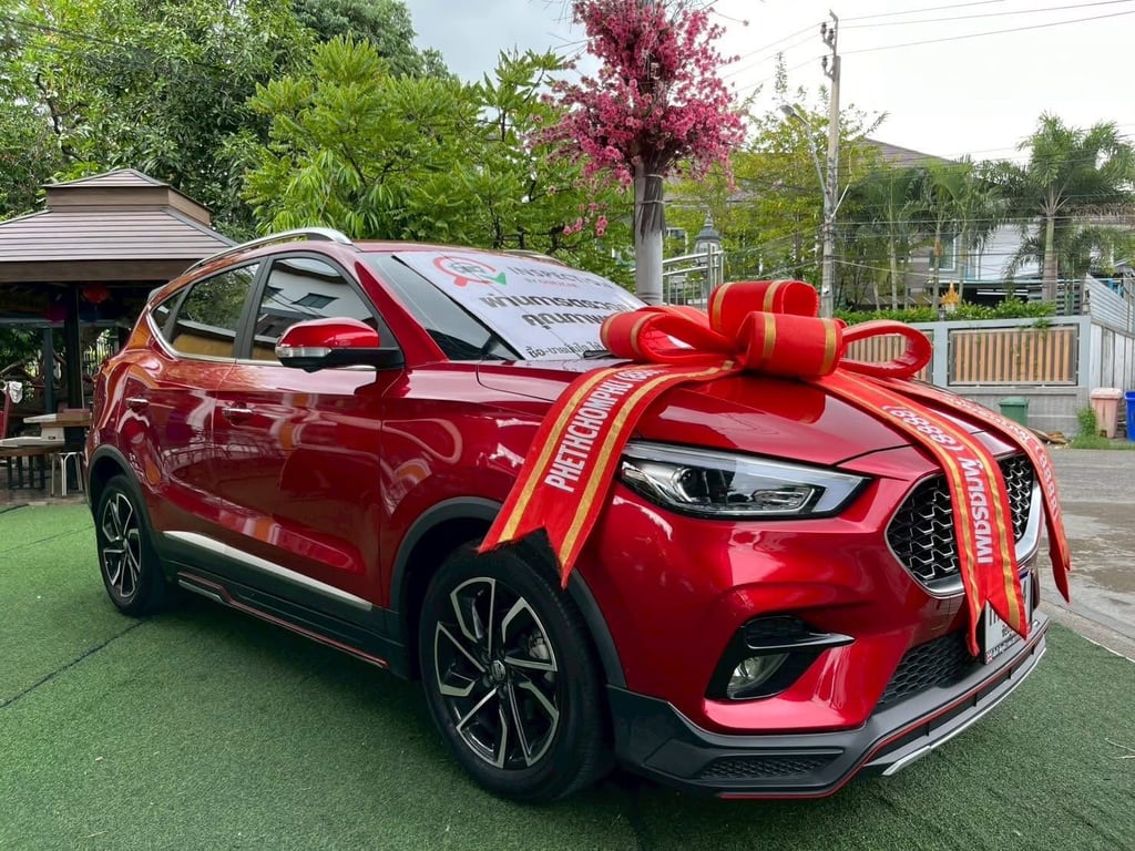 MG ZS ตัว V เครื่อง 1.5cc. AUTO ปี 2024 MG ZS ตัว V เครื่อง 1.5cc. AUTO ปี 2024