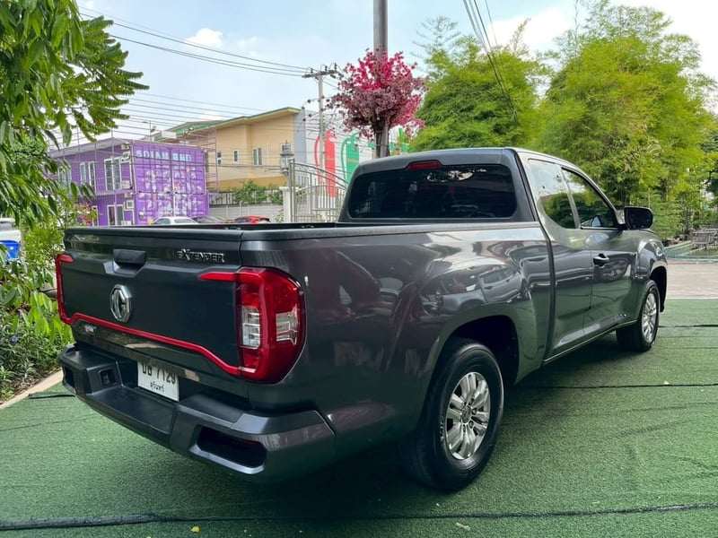  MG EXTENDER GIANG CAB ตัว D เครื่อง2.0 cc. เกียร์ธรรมดา ปี 2024