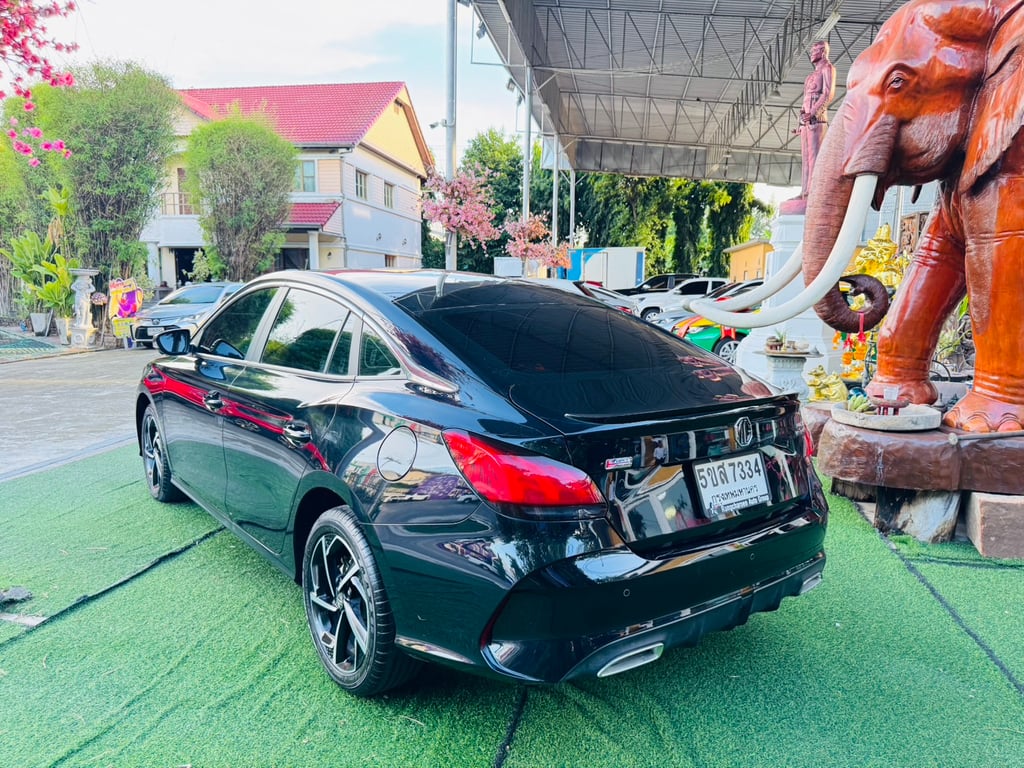 MG 5 ตัว X เครื่อง 1.5cc. AUTO ปี 2024 MG 5 ตัว X เครื่อง 1.5cc. AUTO ปี 2024