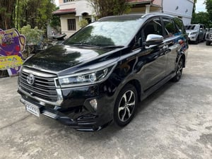 TOYOTA INNOVA CRYSTA PREMIUM เครื่อง 2.8cc. AUTO ปี2022 TOYOTA INNOVA CRYSTA PREMIUM เครื่อง 2.8cc. AUTO ปี2022