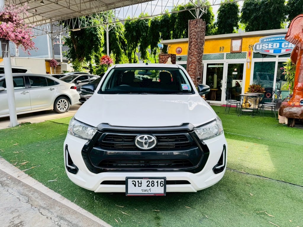 ~Toyota HILUX REVO DOUBLE CAB Z Edition Entry ไมล์แท้วิ่ง 22,xxx กม. เครื่อง2.4cc. เกียร์AUTO เครื่องดีเซล ปี2024 