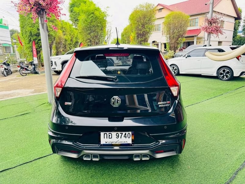 MG 3 เครื่อง 1.5cc. ตัว V SUNROOF AUTO ปี 2021