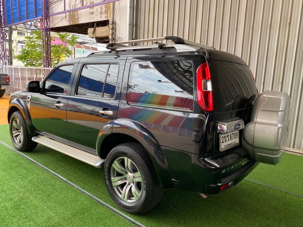 FORD EVEREST LTD 4WD เครื่อง 3.0cc. AUTO ปี2011