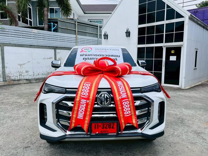NEW MG EXTENDER DBL 2.0 GRAND-X AUTO ปีจด2026 (รุ่น TOP) ราคาพิเศษ(ประหยัดกว่าออกห้างไปหลายแสน ได้รถสภาพป้ายแดง คุ้มที่สุด) ความโดดเด่นที่คันนี้ยืนหนึ่ง รุ่น TOP (GRAND-X): เกียร์ออโต้ ขับสบาย ออปชั่นจัดเต็ม ดีไซน์ดุดันทันสมัย ~ไมล์น้อยจัด: วิ่งมาเพียง 94,xxx กม. เท่านั้น ~โปรโมชั่นจัดหนัก 