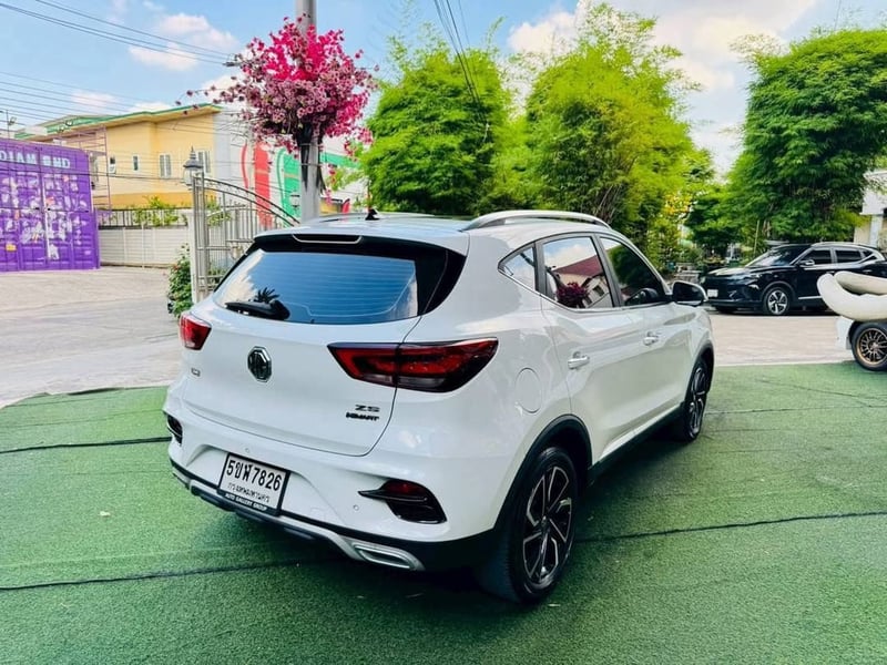   #MG ZS 1.5V SUNROOF i-Smart ปี 2024 รับประกัน ไมล์แท้ 51,xxx กม 