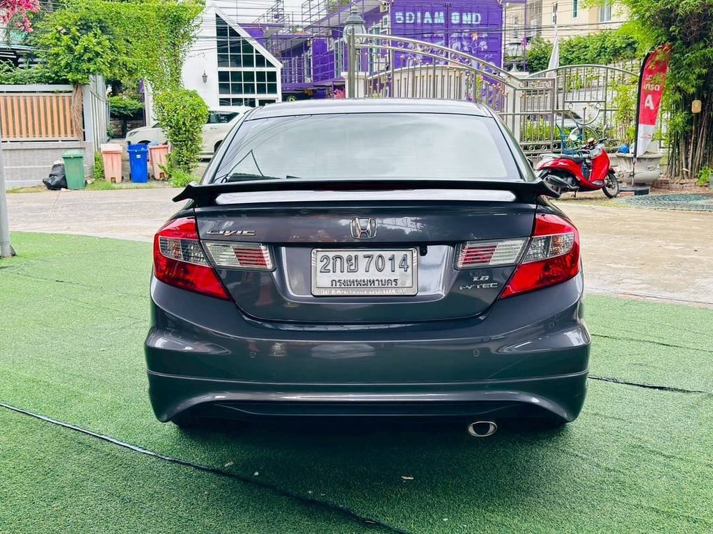 HONDA CIVIC FB ตัว E เครื่อง 1.8cc. AUTO ปี 2013 HONDA CIVIC FB ตัว E เครื่อง 1.8cc. AUTO ปี 2013