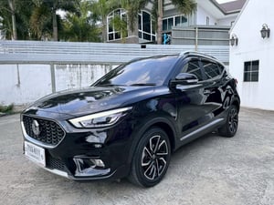 MG ZS ตัว X เครื่อง1.5cc.   (รุ่นรองท็อป Option เกือบเท่าตัวท็อป!) ~ปี2025คศ 2023
