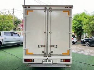  TOYOTA REVO SINGLECAB  รุ่น ตัว J เครื่อง2.4cc.เกียร์ธรรม  ปี 2019 รถกระบะตู้บรรทุกตู้CARGO-BOX  