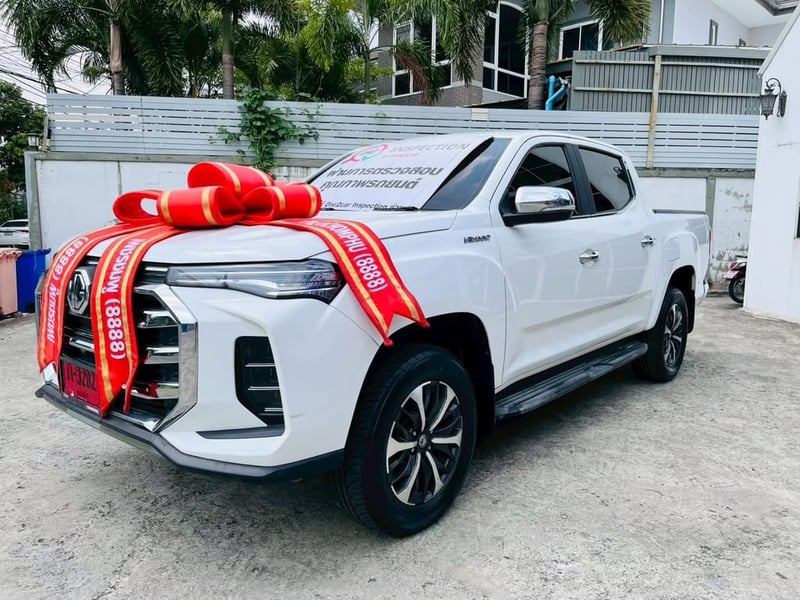 NEW MG EXTENDER DBL 2.0 GRAND-X AUTO ปีจด2026 (รุ่น TOP) ราคาพิเศษ(ประหยัดกว่าออกห้างไปหลายแสน ได้รถสภาพป้ายแดง คุ้มที่สุด) ความโดดเด่นที่คันนี้ยืนหนึ่ง รุ่น TOP (GRAND-X): เกียร์ออโต้ ขับสบาย ออปชั่นจัดเต็ม ดีไซน์ดุดันทันสมัย ~ไมล์น้อยจัด: วิ่งมาเพียง 94,xxx กม. เท่านั้น ~โปรโมชั่นจัดหนัก 