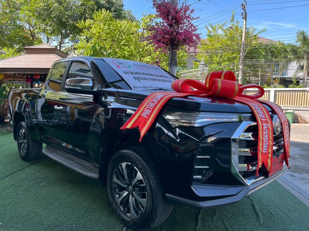  MG Extender  Giant Cab Grand X เครื่อง 2.0cc.ปี2022 ไมล์แท้ 34,xxx กม. เครื่องดีเซล เกียร์ธรรมดา 