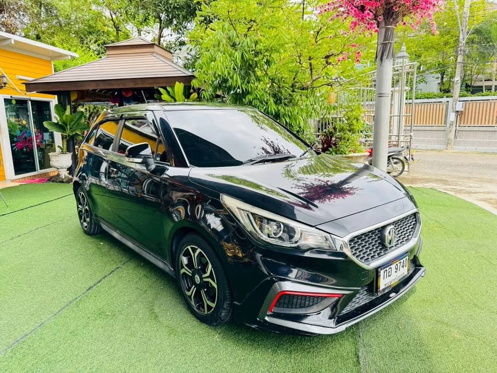 MG 3 เครื่อง 1.5cc. ตัว V SUNROOF AUTO ปี 2021 MG 3 เครื่อง 1.5cc. ตัว V SUNROOF AUTO ปี 2021