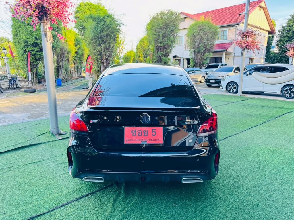 MG 5 รุ่น TOP ตัว X SUNROOF เครื่อง1.5cc. AUTO ปี 2025