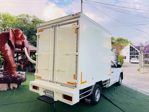  MITSU TRITON SINGLE CAB รุ่น GL เครื่อง2.5cc.เกียร์ธรรม  ปี 2022 รถกระบะตู้บรรทุกCARGO-BOX  สภาพสวย 