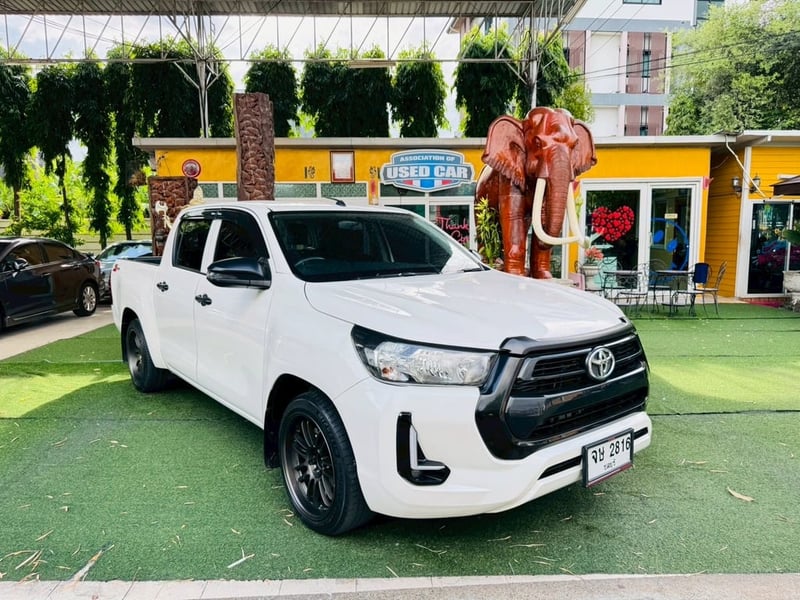  ~Toyota HILUX REVO DOUBLE CAB Z Edition Entry ไมล์แท้วิ่ง 22,xxx กม. เครื่อง2.4cc. เกียร์AUTO เครื่องดีเซล ปี2024 
