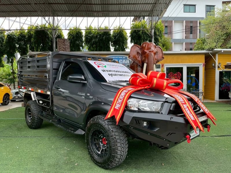 TOYOTA REVO SINGLE ENTRY กะบะยกดั้ม เครื่อง2.8cc. เกียร์ธรรมดา ปี2025