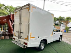  TOYOTA REVO SINGLECAB  รุ่น ตัว J เครื่อง2.4cc.เกียร์ธรรม  ปี 2019 รถกระบะตู้บรรทุกตู้CARGO-BOX  