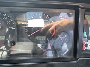 รถเครน 35 ตัน Kato KRM35H-2 ปี 2009 (City Crane) รถเครน 35 ตัน Kato KRM35H-2 ปี 2009 (City Crane)