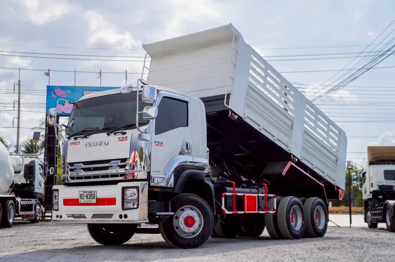 ISUZU FXZ 360แรงม้า รถบรรทุก 10ล้อ ดั้มพ์ ปี2016