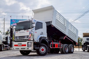 ISUZU FXZ 360แรงม้า รถบรรทุก 10ล้อ ดั้มพ์ ปี2016 ISUZU FXZ 360แรงม้า รถบรรทุก 10ล้อ ดั้มพ์ ปี2016