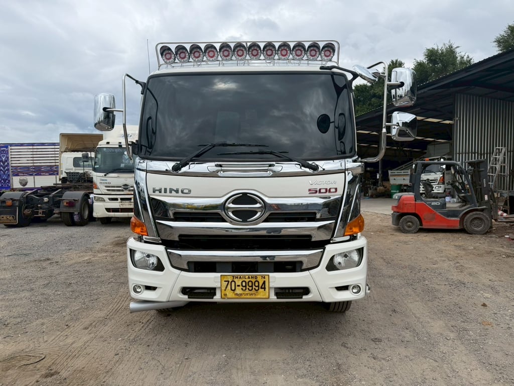 รถน้ำมัน HINO FL8J 260 แรงม้า 10 ล้อ บรรทุกนำ้มัน 15000 ลิตร รถน้ำมัน HINO FL8J 260 แรงม้า 10 ล้อ บรรทุกนำ้มัน 15000 ลิตร