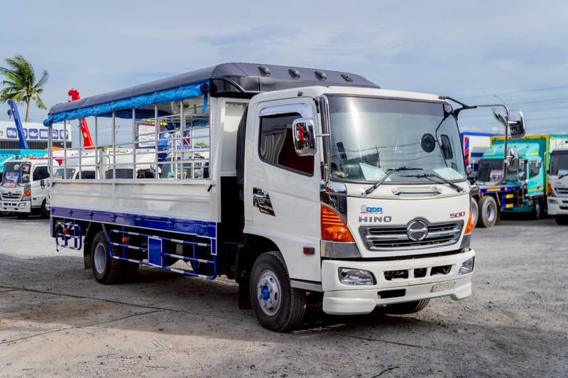 HINO รถโดยสาร 144 แรงม้า 6 ล้อ HINO รถโดยสาร 144 แรงม้า 6 ล้อ