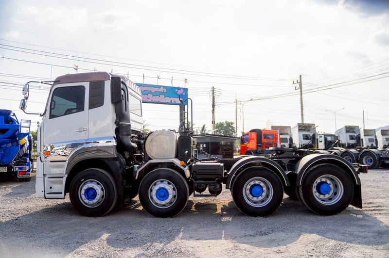 UD GWE 370แรงม้า รถบรรทุก 12ล้อ หัวลาก เฉพาะหัว ปี2020 UD GWE 370แรงม้า รถบรรทุก 12ล้อ หัวลาก เฉพาะหัว ปี2020