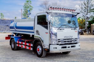 ISUZU FRR 210แรงม้า รถบรรทุก 6ล้อ บรรทุกน้ำ ปี2016 เลขไมล์ 120,706 กม.