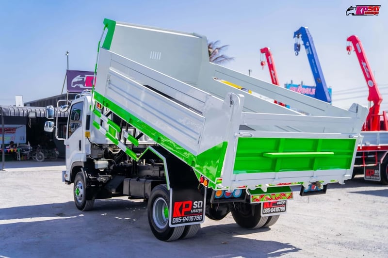 ISUZU FRR 210แรงม้า รถบรรทุก 6ล้อ ดั้มพ์ ปี2020 เลขไมล์ 92,543 กม. ISUZU FRR 210แรงม้า รถบรรทุก 6ล้อ ดั้มพ์ ปี2020 เลขไมล์ 92,543 กม.
