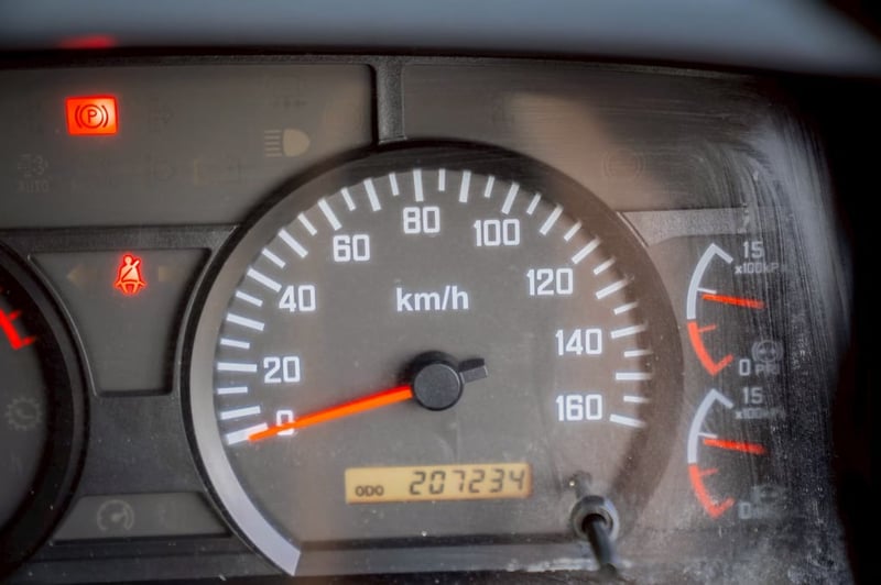 ISUZU FVM 240แรงม้า รถบรรทุก 10ล้อ ตู้แห้ง ปี2016 ISUZU FVM 240แรงม้า รถบรรทุก 10ล้อ ตู้แห้ง ปี2016