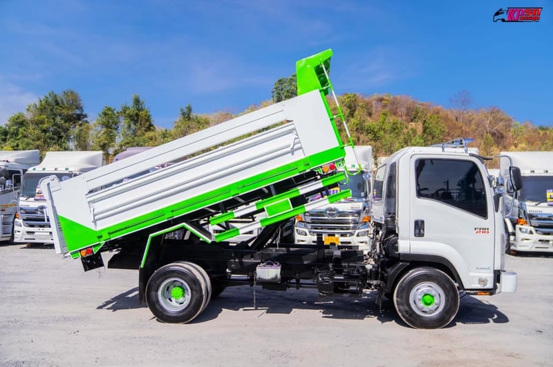 ISUZU FRR 210แรงม้า รถบรรทุก 6ล้อ ดั้มพ์ ปี2020 เลขไมล์ 92,543 กม. ISUZU FRR 210แรงม้า รถบรรทุก 6ล้อ ดั้มพ์ ปี2020 เลขไมล์ 92,543 กม.