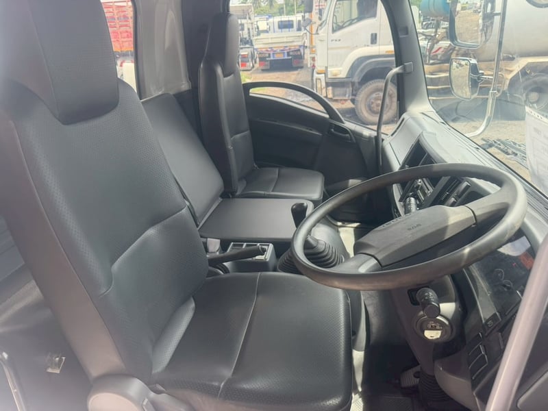 ISUZU FRR 190แรงม้า รถบรรทุก 6ล้อ โม่ผสมปูน ปี2018 เลขไมล์ 79,570 กม.