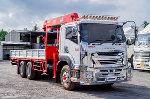 ISUZU FVM 240แรงม้า รถบรรทุก 10ล้อ กระบะเหล็กติดเครน ปี2017 ISUZU FVM 240แรงม้า รถบรรทุก 10ล้อ กระบะเหล็กติดเครน ปี2017