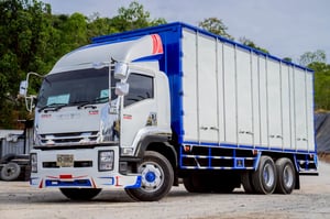 ISUZU FVM 240แรงม้า รถบรรทุก 10ล้อ ตู้แห้ง ปี2016 ISUZU FVM 240แรงม้า รถบรรทุก 10ล้อ ตู้แห้ง ปี2016