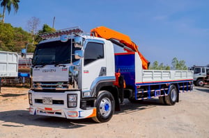ISUZU FTR 240แรงม้า รถบรรทุก 6ล้อ กระบะเหล็กติดเครน ปี2016 ISUZU FTR 240แรงม้า รถบรรทุก 6ล้อ กระบะเหล็กติดเครน ปี2016