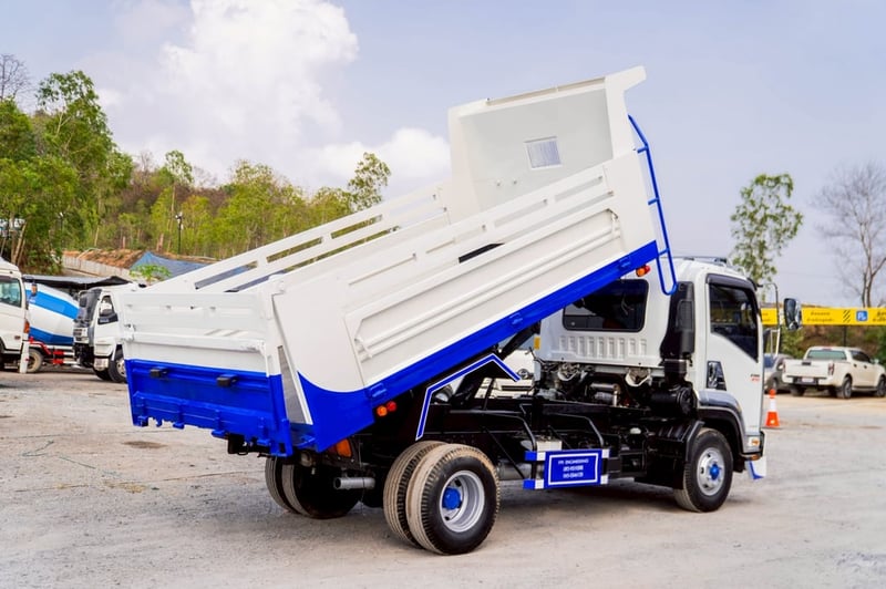 ISUZU FRR 240แรงม้า รถบรรทุก 6ล้อ ดั้มพ์ ปี2026 เลขไมล์ 20,746 กม.