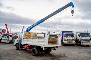 ISUZU NPR 150แรงม้า รถบรรทุก 6ล้อ กระบะเหล็กติดเครน ปี2013 เลขไมล์น้อยกว่า 100,000 กม. ISUZU NPR 150แรงม้า รถบรรทุก 6ล้อ กระบะเหล็กติดเครน ปี2013 เลขไมล์น้อยกว่า 100,000 กม.