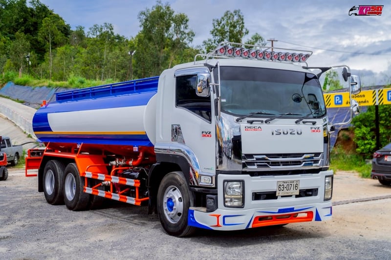 รถน้ำ ISUZU FVZ 300แรงม้า รถบรรทุก 10ล้อ บรรทุกน้ำ ปี2016