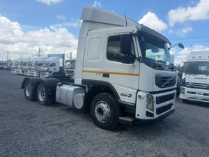 VOLVO FM 370แรงม้า รถบรรทุก หัวลาก 10ล้อ หัวลาก เฉพาะหัว ปี2014