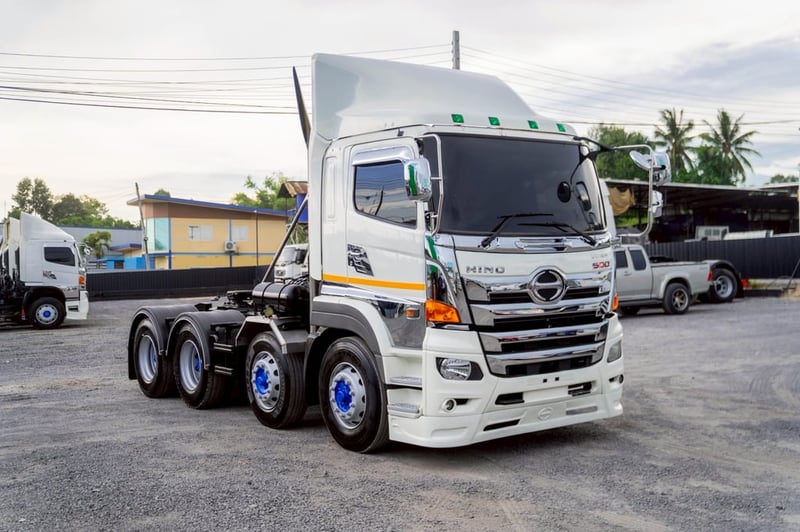 HINO FM รถบรรทุก 12ล้อ หัวลาก เฉพาะหัว ปี2016