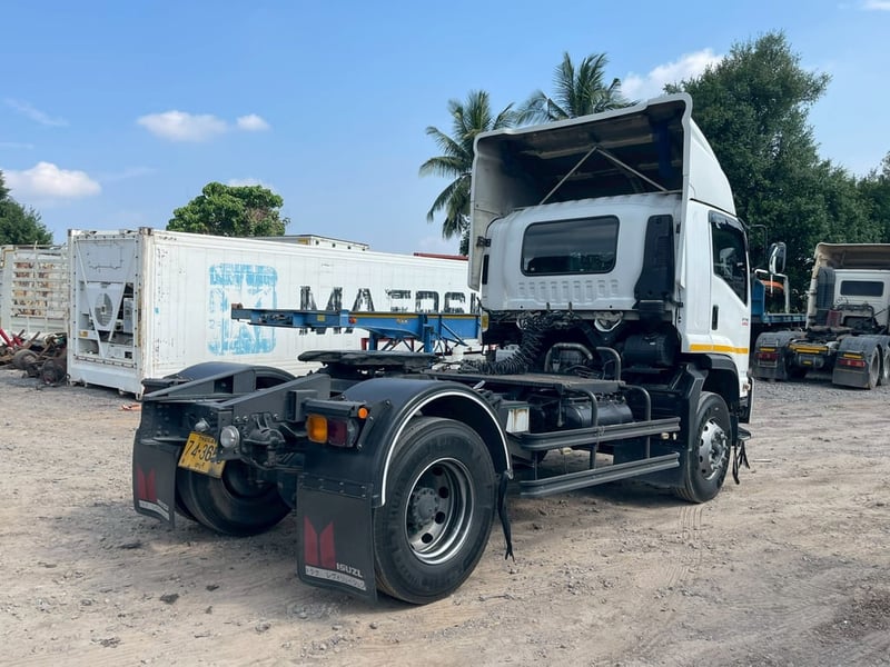 ISUZU FTR 240แรงม้า รถบรรทุก 6ล้อ หัวลาก เฉพาะหัว ปี2022