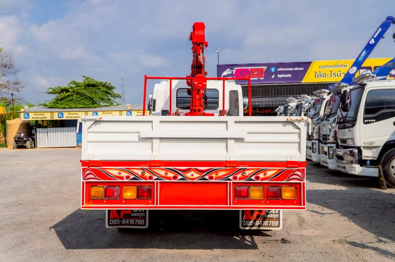 ISUZU FVM 240แรงม้า รถบรรทุก 10ล้อ กระบะเหล็กติดเครน ปี2017 ISUZU FVM 240แรงม้า รถบรรทุก 10ล้อ กระบะเหล็กติดเครน ปี2017
