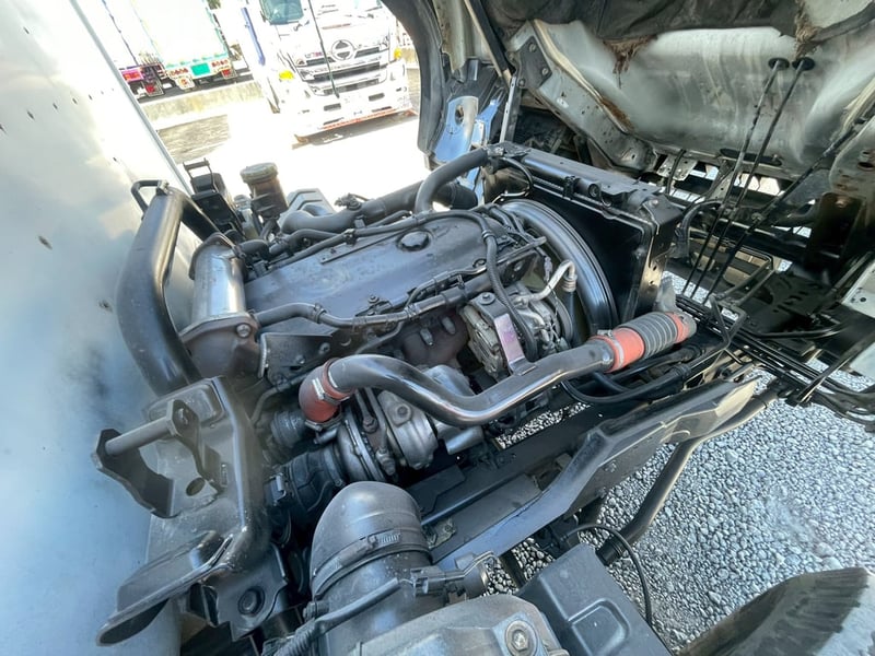 ISUZU FRR 210แรงม้า รถบรรทุก 6ล้อ ตู้แห้ง ปี2009 ISUZU FRR 210แรงม้า รถบรรทุก 6ล้อ ตู้แห้ง ปี2009