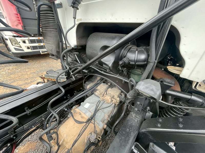 VOLVO 370แรงม้า รถบรรทุก หัวลาก 10ล้อ หัวลาก เฉพาะหัว ปี2012 VOLVO 370แรงม้า รถบรรทุก หัวลาก 10ล้อ หัวลาก เฉพาะหัว ปี2012